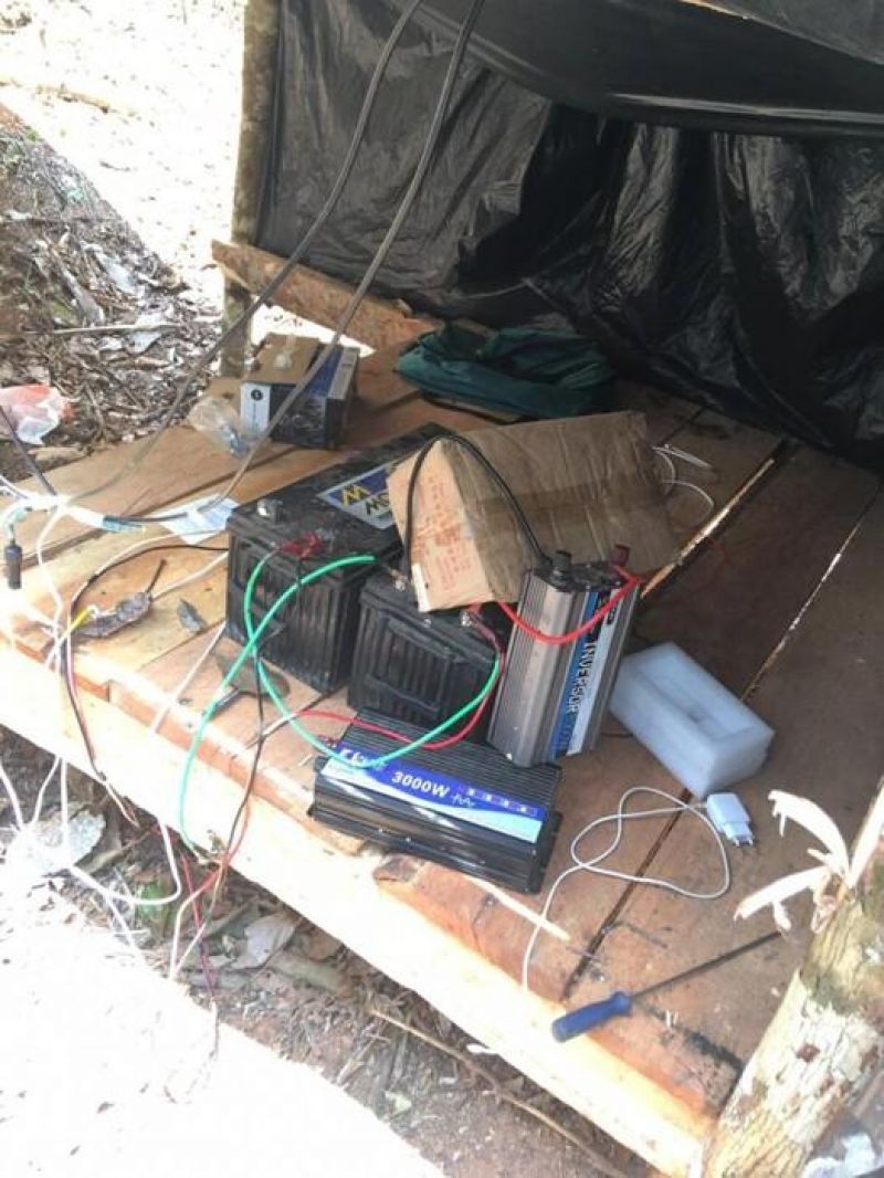 Operação em Mutum-Paraná prendeu 7 pessoas e apreendeu munições, armas brancas e coletes; fotos Operação em Mutum-Paraná prendeu 7 pessoas e apreendeu munições, armas brancas e coletes; fotos