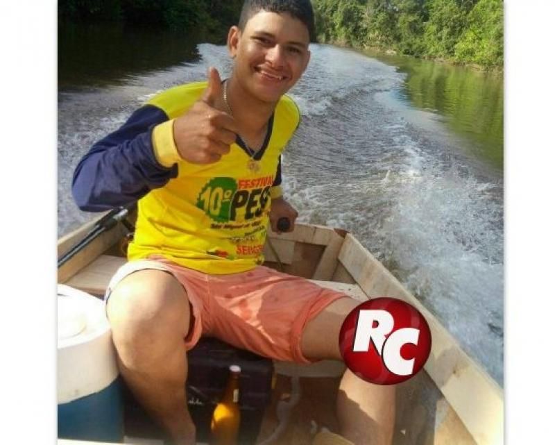 Polícia Civil e Polícia Militar com o apoio do Canil deflagrou operação “Armstrong” para desarticular prática de roubos na região do Vale do do Guaporé e Zona da Mata Polícia Civil e Polícia Militar com o apoio do Canil deflagrou operação “Armstrong” para desarticular prática de roubos na região do Vale do do Guaporé e Zona da Mata