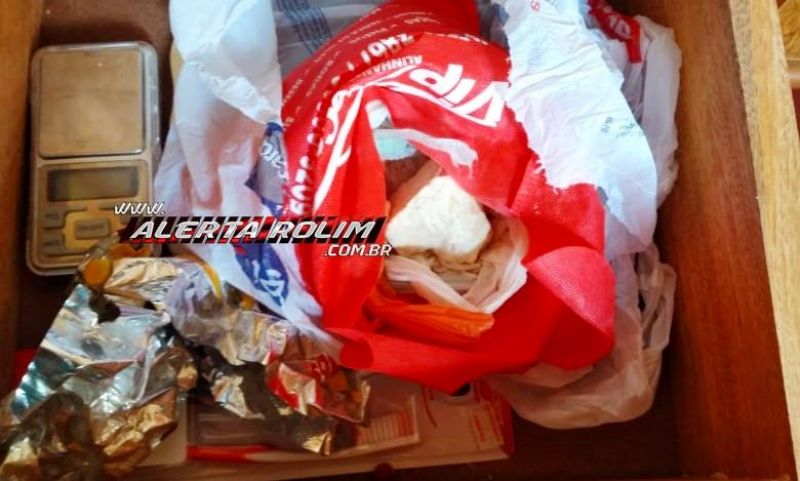 Policial Militar em Pimenta Bueno é preso pela própria corporação em flagrante com carro roubado, drogas e colete extraviado do Quartel Policial Militar em Pimenta Bueno é preso pela própria corporação em flagrante com carro roubado, drogas e colete extraviado do Quartel