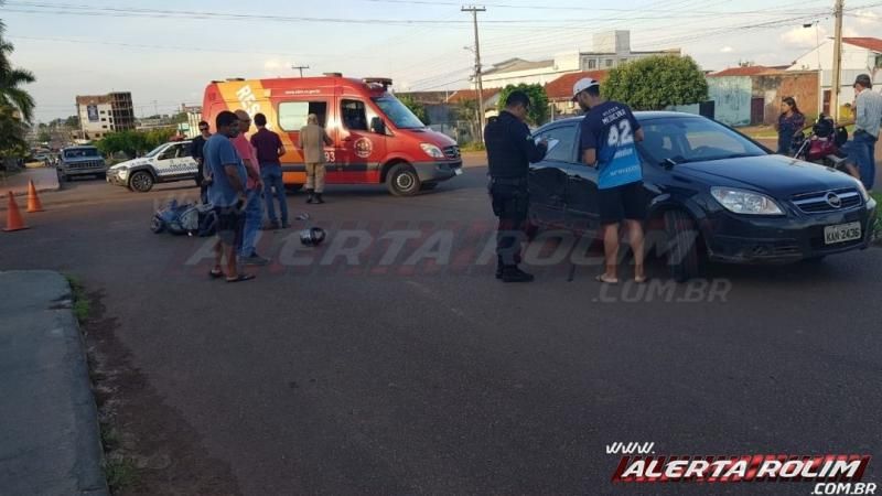 Acidente de trânsito é registrado no centro de Rolim de Moura nesta segunda-feira Acidente de trânsito é registrado no centro de Rolim de Moura nesta segunda-feira