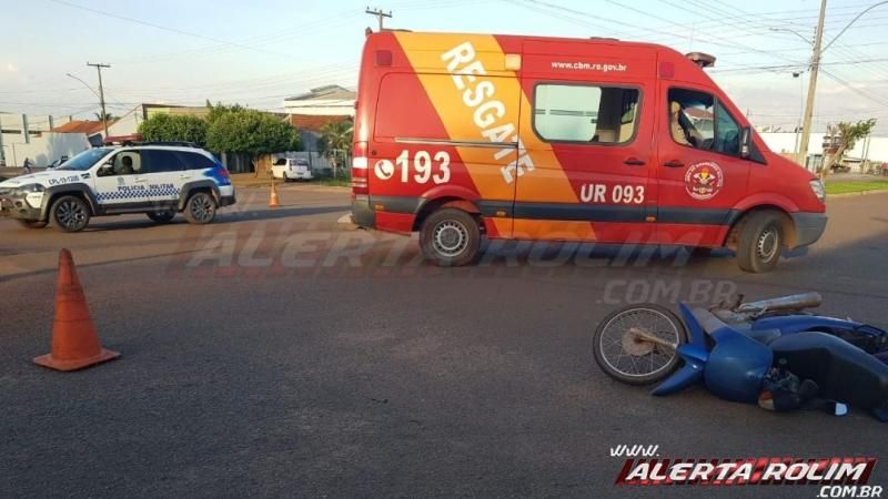 Acidente de trânsito é registrado no centro de Rolim de Moura nesta segunda-feira Acidente de trânsito é registrado no centro de Rolim de Moura nesta segunda-feira