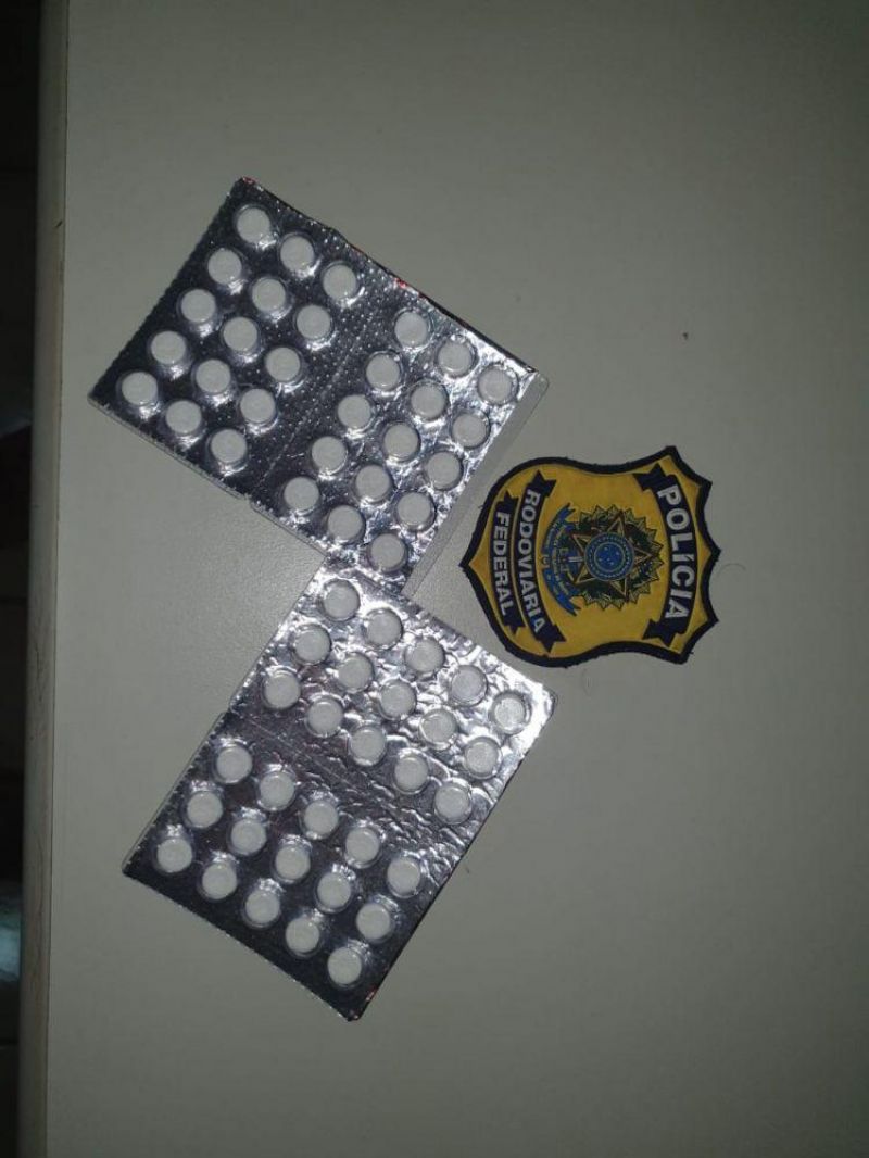Em Ji-Paraná/RO, PRF apreende 31 quilos de maconha dentro de caminhão Em Ji-Paraná/RO, PRF apreende 31 quilos de maconha dentro de caminhão