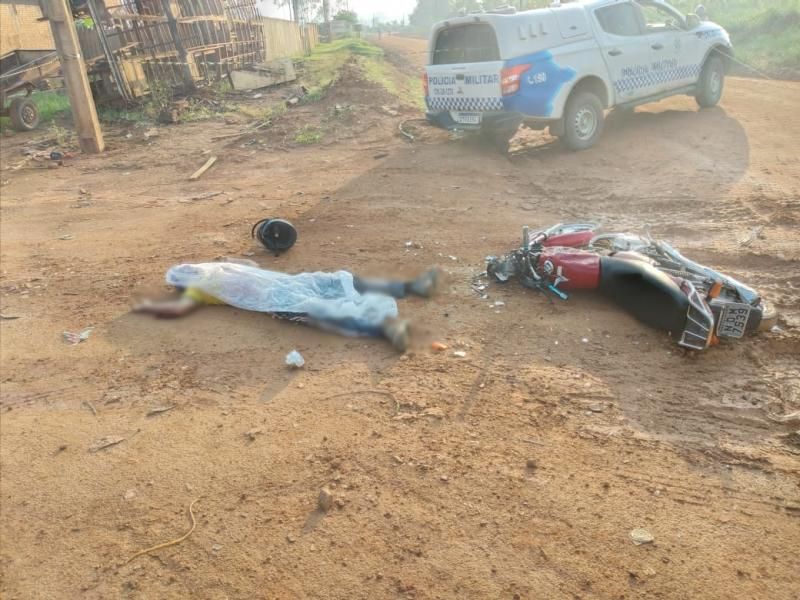 Jovem morre em grave acidente de trânsito nesta manhã de sexta-feira, em Machadinho do Oeste Jovem morre em grave acidente de trânsito nesta manhã de sexta-feira, em Machadinho do Oeste