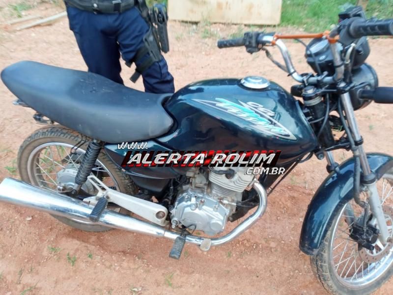 Moto furtada na área rural de Rolim de Moura é recuperada pela PM em Nova Brasilândia do Oeste Moto furtada na área rural de Rolim de Moura é recuperada pela PM em Nova Brasilândia do Oeste