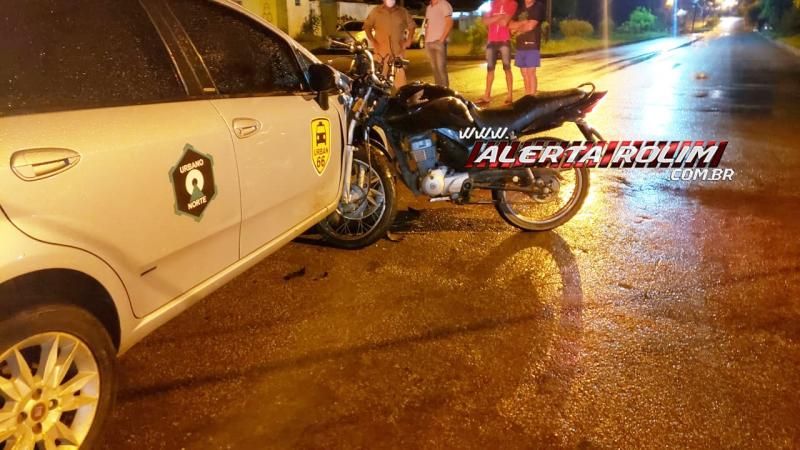 Motociclista embriagado e sem CNH colide em lateral de carro que avançou a via, em Rolim de Moura Motociclista embriagado e sem CNH colide em lateral de carro que avançou a via, em Rolim de Moura