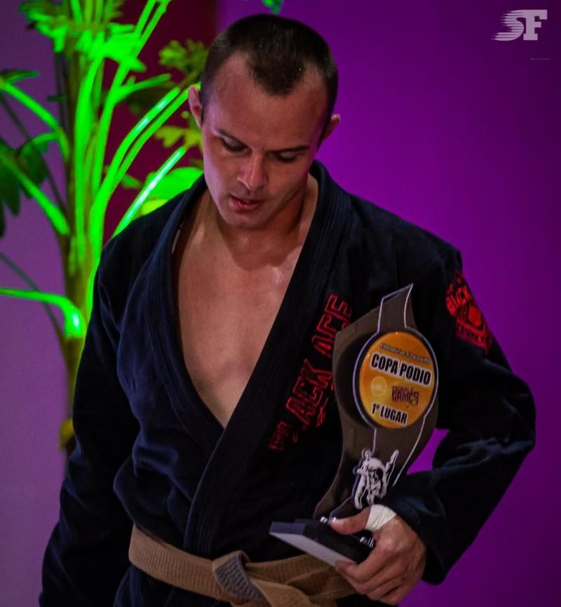 Policial Militar lotado em Rolim de Moura/RO sagra-se campeão da eliminatória Purple Games de Jiu-Jitsu, em Ji-Paraná Policial Militar lotado em Rolim de Moura/RO sagra-se campeão da eliminatória Purple Games de Jiu-Jitsu, em Ji-Paraná