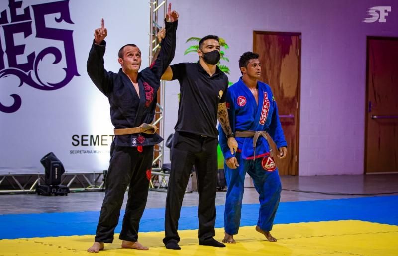 Policial Militar lotado em Rolim de Moura/RO sagra-se campeão da eliminatória Purple Games de Jiu-Jitsu, em Ji-Paraná Policial Militar lotado em Rolim de Moura/RO sagra-se campeão da eliminatória Purple Games de Jiu-Jitsu, em Ji-Paraná