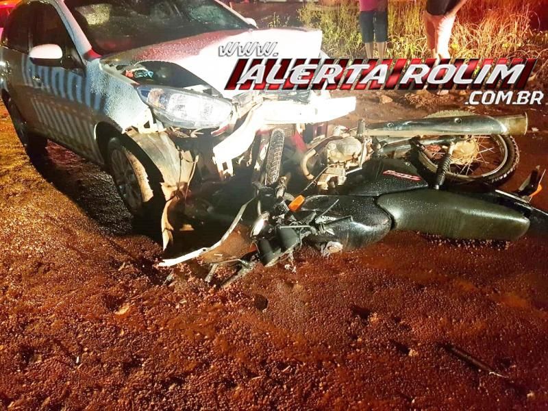 Motociclista fica em estado grave após colidir frontalmente contra táxi na noite de sexta-feira, em Rolim de Moura Motociclista fica em estado grave após colidir frontalmente contra táxi na noite de sexta-feira, em Rolim de Moura