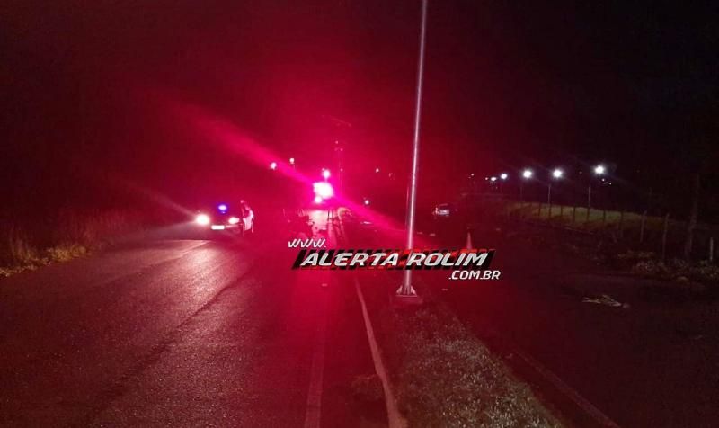 URGENTE - Rolimourense perde a vida, após sofrer queda de moto e colidir em poste de iluminação, na RO-010, em Rolim de Moura URGENTE - Rolimourense perde a vida, após sofrer queda de moto e colidir em poste de iluminação, na RO-010, em Rolim de Moura