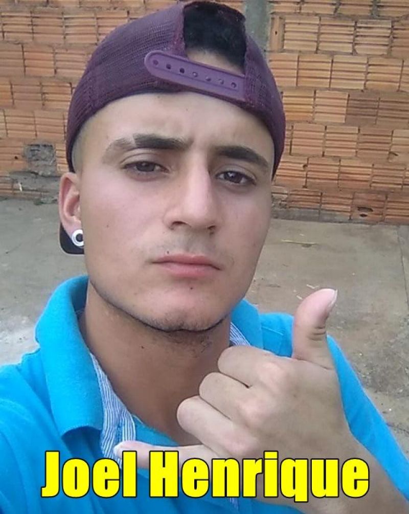 Acidente entre moto e caminhão deixa duas vítimas fatais na BR-364, em Pimenta Bueno Acidente entre moto e caminhão deixa duas vítimas fatais na BR-364, em Pimenta Bueno