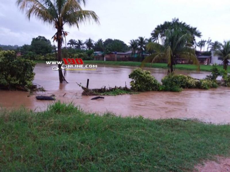 chuvas fortes provocam alagamentos nesta segunda-feira, em Alta Floresta chuvas fortes provocam alagamentos nesta segunda-feira, em Alta Floresta