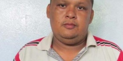 Denarc prende foragido do Amazonas condenado a mais de 300 anos de prisão Denarc prende foragido do Amazonas condenado a mais de 300 anos de prisão