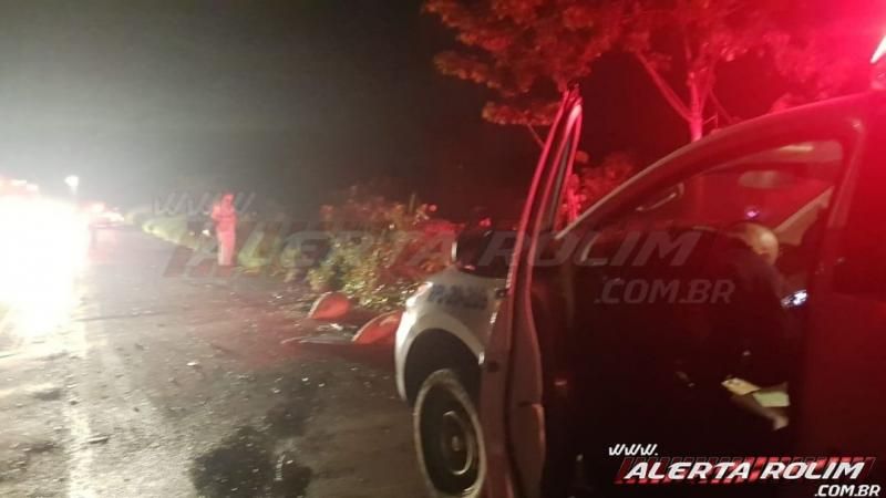 Grave acidente de trânsito é registrado na véspera de Natal em Rolim de Moura Grave acidente de trânsito é registrado na véspera de Natal em Rolim de Moura