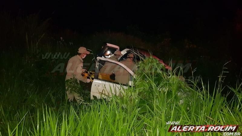 Grave acidente de trânsito é registrado na véspera de Natal em Rolim de Moura Grave acidente de trânsito é registrado na véspera de Natal em Rolim de Moura