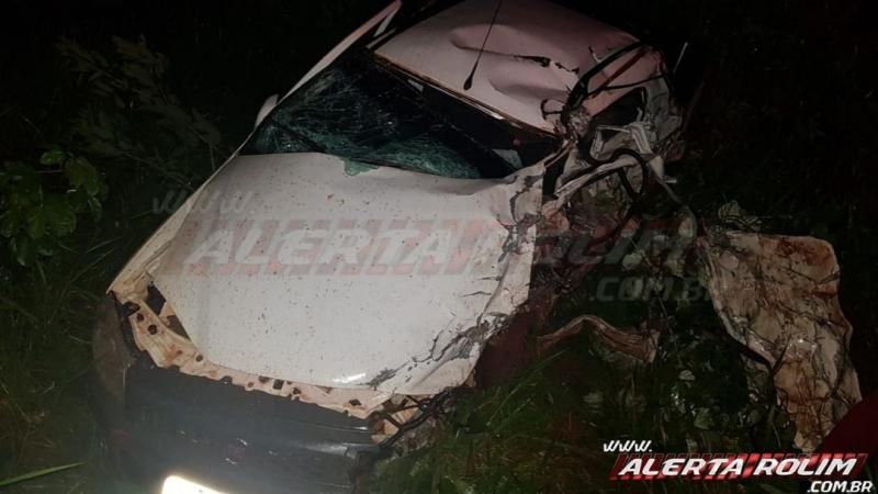 Grave acidente de trânsito é registrado na véspera de Natal em Rolim de Moura Grave acidente de trânsito é registrado na véspera de Natal em Rolim de Moura