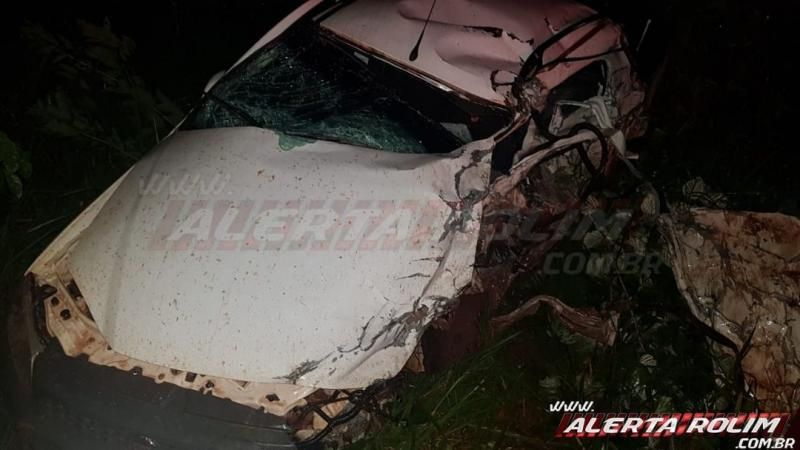 Grave acidente de trânsito é registrado na véspera de Natal em Rolim de Moura Grave acidente de trânsito é registrado na véspera de Natal em Rolim de Moura