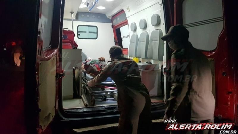 Grave acidente de trânsito é registrado na véspera de Natal em Rolim de Moura Grave acidente de trânsito é registrado na véspera de Natal em Rolim de Moura