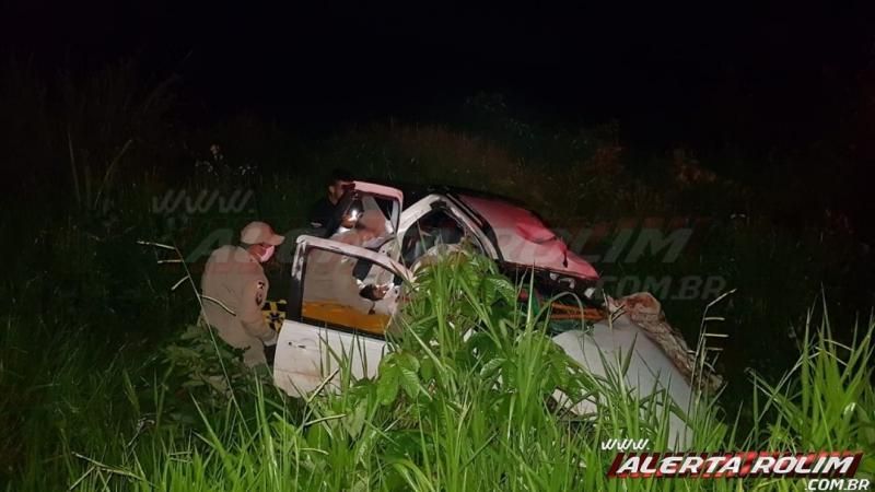 Grave acidente de trânsito é registrado na véspera de Natal em Rolim de Moura Grave acidente de trânsito é registrado na véspera de Natal em Rolim de Moura