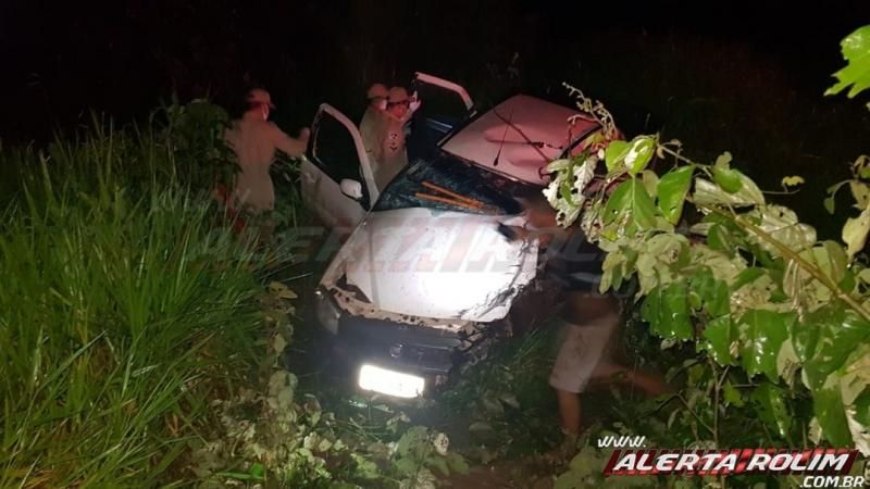 Grave acidente de trânsito é registrado na véspera de Natal em Rolim de Moura Grave acidente de trânsito é registrado na véspera de Natal em Rolim de Moura