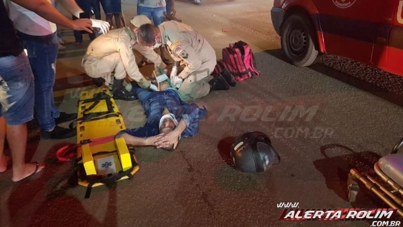 Motociclista fratura perna em acidente trânsito registrado no centro de Rolim de Moura Motociclista fratura perna em acidente trânsito registrado no centro de Rolim de Moura