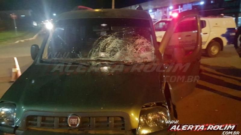 Motociclista fratura perna em acidente trânsito registrado no centro de Rolim de Moura Motociclista fratura perna em acidente trânsito registrado no centro de Rolim de Moura