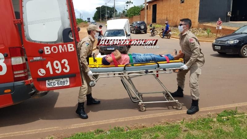 Motociclista inabilitado sofre lesão na face após se chocar contra carro no Bairro Cidade Alta, em Rolim de Moura Motociclista inabilitado sofre lesão na face após se chocar contra carro no Bairro Cidade Alta, em Rolim de Moura