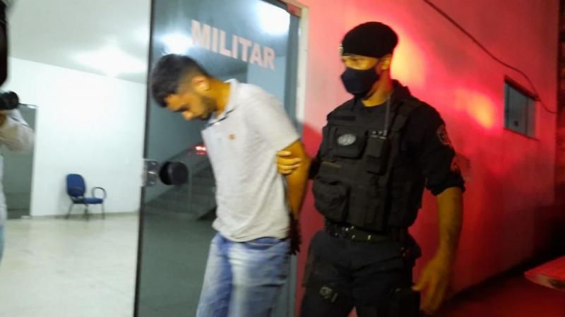PM e PC retiram mais 07 Kg de Maconha das ruas de Ji-Paraná e desmantelam quadrilha PM e PC retiram mais 07 Kg de Maconha das ruas de Ji-Paraná e desmantelam quadrilha