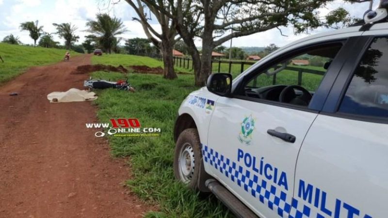 Urgente – Homem é encontrado morto ao lado de motocicleta na LH 70 zona rural de Alta Floresta Urgente – Homem é encontrado morto ao lado de motocicleta na LH 70 zona rural de Alta Floresta