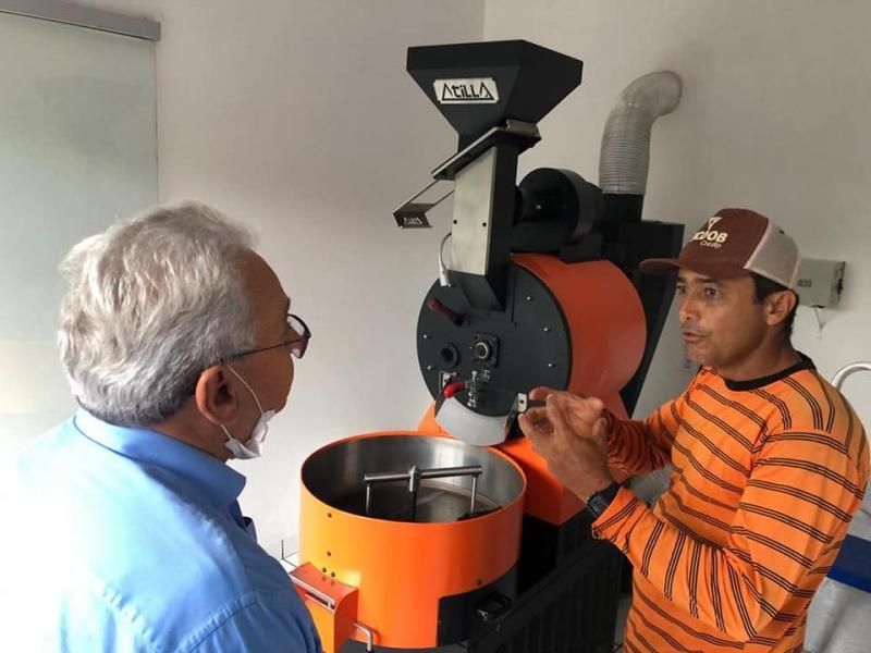 Vice-Governador realiza visita a propriedade da família Bento, exemplo de Agroindústria familiar, em Cacoal Vice-Governador realiza visita a propriedade da família Bento, exemplo de Agroindústria familiar, em Cacoal
