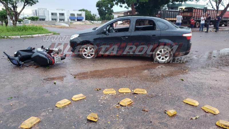 Acidente de trânsito com vítima é registrado nesta tarde de sábado em Rolim de Moura Acidente de trânsito com vítima é registrado nesta tarde de sábado em Rolim de Moura