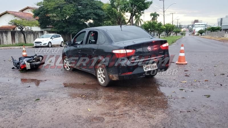 Acidente de trânsito com vítima é registrado nesta tarde de sábado em Rolim de Moura Acidente de trânsito com vítima é registrado nesta tarde de sábado em Rolim de Moura