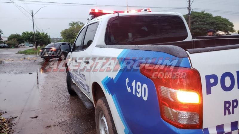 Acidente de trânsito com vítima é registrado nesta tarde de sábado em Rolim de Moura Acidente de trânsito com vítima é registrado nesta tarde de sábado em Rolim de Moura