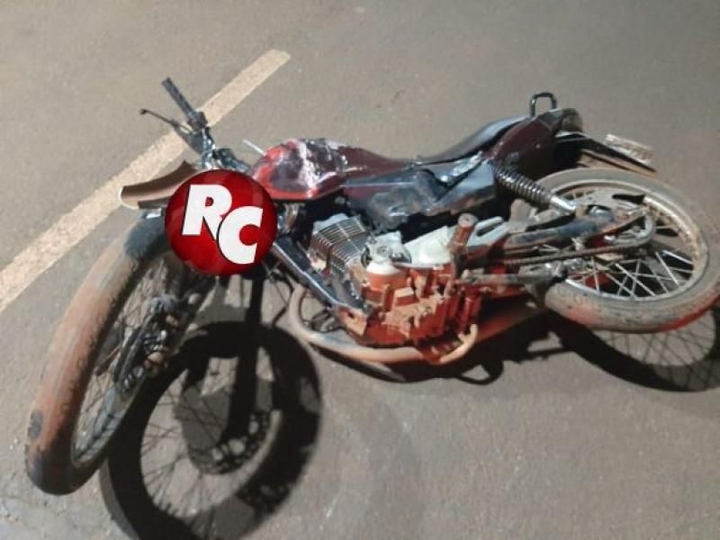 Carro passa por cima de motociclista e arrasta moto por mais de quatro quadras após invadir semáforo em São Francisco do Guaporé Carro passa por cima de motociclista e arrasta moto por mais de quatro quadras após invadir semáforo em São Francisco do Guaporé