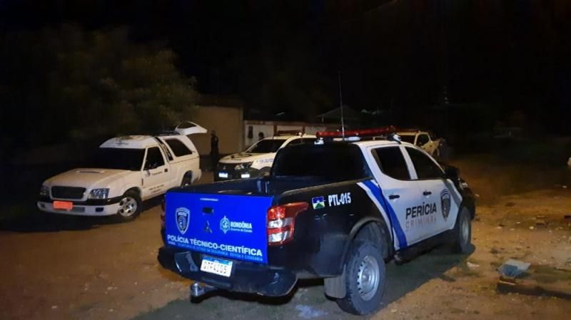 Casal de usuários de drogas é executado dentro de “Inferninho”, em Ji-Paraná Casal de usuários de drogas é executado dentro de “Inferninho”, em Ji-Paraná