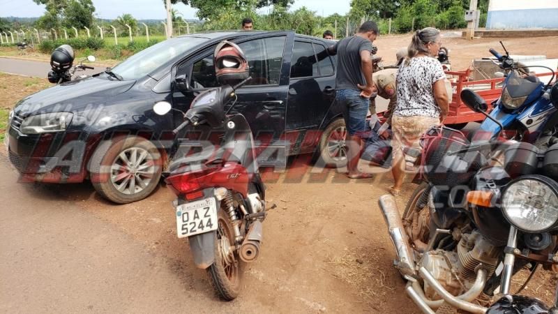 Colisão envolvendo carro e moto deixa um ferido nesta manhã de sábado, em Rolim de Moura Colisão envolvendo carro e moto deixa um ferido nesta manhã de sábado, em Rolim de Moura