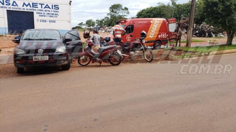 Colisão envolvendo carro e moto deixa um ferido nesta manhã de sábado, em Rolim de Moura Colisão envolvendo carro e moto deixa um ferido nesta manhã de sábado, em Rolim de Moura