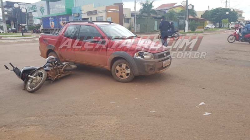 Dois acidentes de trânsito com vítimas foram registrados nessa sexta-feira, em Rolim de Moura Dois acidentes de trânsito com vítimas foram registrados nessa sexta-feira, em Rolim de Moura