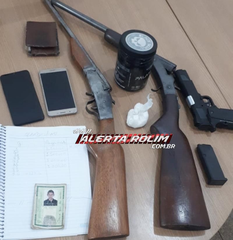 Atualizada - Homem alvejado a tiros não resistiu e foi a óbito no hospital; armas de fogo e drogas foram encontradas na casa da vítima  Atualizada - Homem alvejado a tiros não resistiu e foi a óbito no hospital; armas de fogo e drogas foram encontradas na casa da vítima