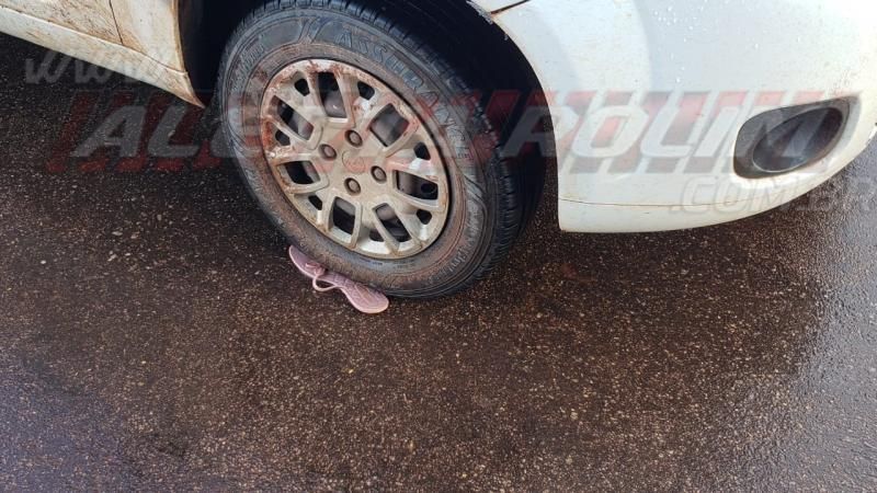 Mototaxista e passageira ficam feridos em acidente de trânsito na tarde desta sexta-feira, em Rolim de Moura Mototaxista e passageira ficam feridos em acidente de trânsito na tarde desta sexta-feira, em Rolim de Moura