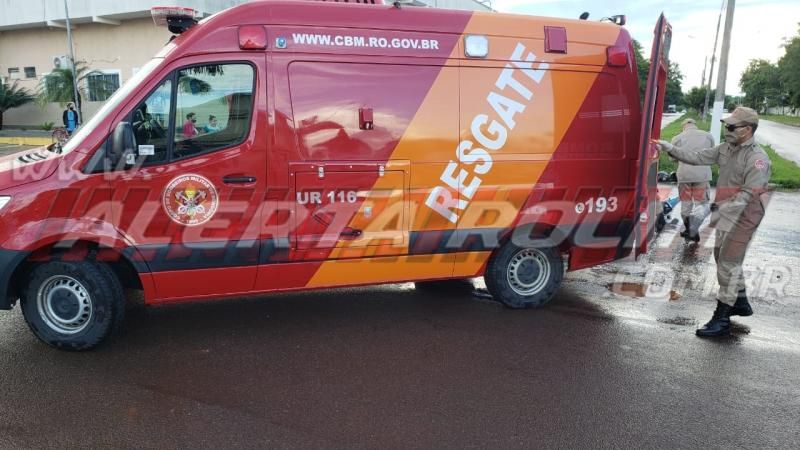 Mototaxista e passageira ficam feridos em acidente de trânsito na tarde desta sexta-feira, em Rolim de Moura Mototaxista e passageira ficam feridos em acidente de trânsito na tarde desta sexta-feira, em Rolim de Moura