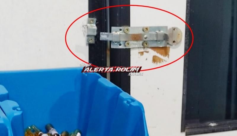 Mulher descontrolada danifica Hospital em Nova Brasilândia e Médico sofre ameaças e desacato, além de ser quase agredido, enquanto trabalhava Mulher descontrolada danifica Hospital em Nova Brasilândia e Médico sofre ameaças e desacato, além de ser quase agredido, enquanto trabalhava