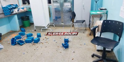 Mulher descontrolada danifica Hospital em Nova Brasilândia e Médico sofre ameaças e desacato, além de ser quase agredido, enquanto trabalhava Mulher descontrolada danifica Hospital em Nova Brasilândia e Médico sofre ameaças e desacato, além de ser quase agredido, enquanto trabalhava