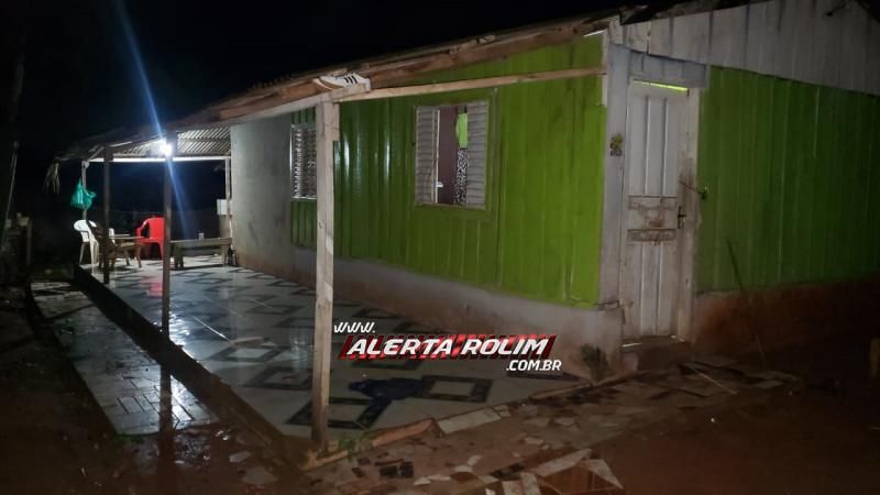 URGENTE - Homem é morto a facadas no Bairro Beira Rio em Rolim de Moura URGENTE - Homem é morto a facadas no Bairro Beira Rio em Rolim de Moura