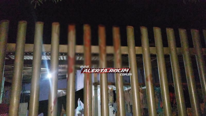 URGENTE - Homem é morto a facadas no Bairro Beira Rio em Rolim de Moura URGENTE - Homem é morto a facadas no Bairro Beira Rio em Rolim de Moura