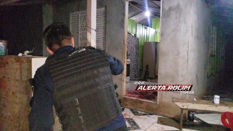 URGENTE - Homem é morto a facadas no Bairro Beira Rio em Rolim de Moura URGENTE - Homem é morto a facadas no Bairro Beira Rio em Rolim de Moura