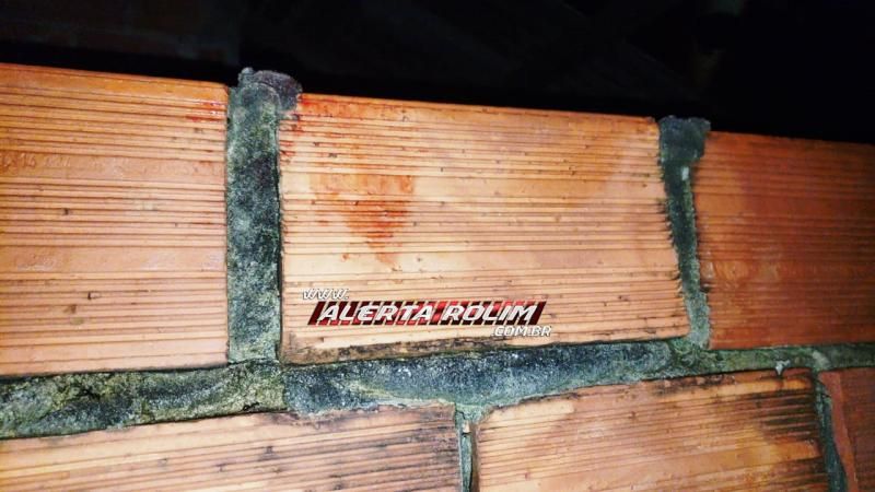 URGENTE - Homem é morto a facadas no Bairro Beira Rio em Rolim de Moura URGENTE - Homem é morto a facadas no Bairro Beira Rio em Rolim de Moura