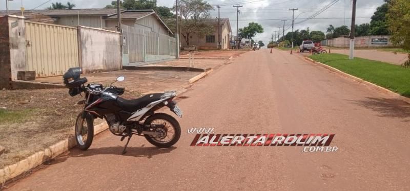 Motociclista é socorrido com suspeita de fratura em uma das pernas após acidente de trânsito no Bairro Planalto em Rolim de Moura Motociclista é socorrido com suspeita de fratura em uma das pernas após acidente de trânsito no Bairro Planalto em Rolim de Moura