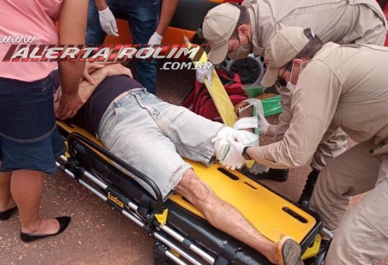 Motociclista é socorrido com suspeita de fratura em uma das pernas após acidente de trânsito no Bairro Planalto em Rolim de Moura Motociclista é socorrido com suspeita de fratura em uma das pernas após acidente de trânsito no Bairro Planalto em Rolim de Moura