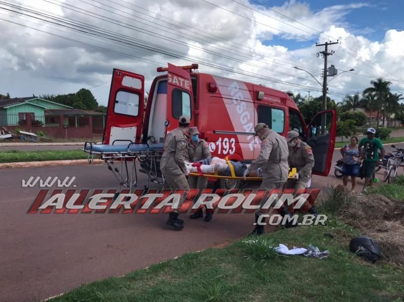 Motociclista sofre fratura expostas nas duas pernas durante grave colisão com carro no Bairro Planalto em Rolim de Moura Motociclista sofre fratura expostas nas duas pernas durante grave colisão com carro no Bairro Planalto em Rolim de Moura