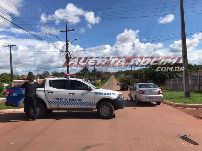 Motociclista sofre fratura expostas nas duas pernas durante grave colisão com carro no Bairro Planalto em Rolim de Moura Motociclista sofre fratura expostas nas duas pernas durante grave colisão com carro no Bairro Planalto em Rolim de Moura